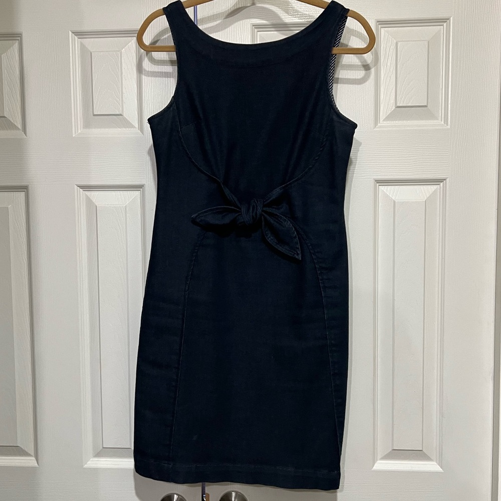 ANTHROPOLOGIE HOLDING HORSES CLARA TIE KNOT DENIM DRESS - Picture 2 of 12